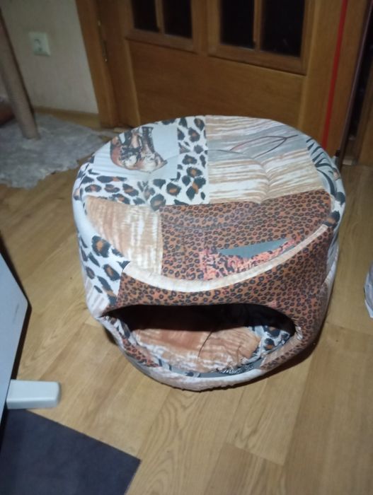 Домик для кошки.