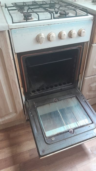 Газова плита. Працююча.