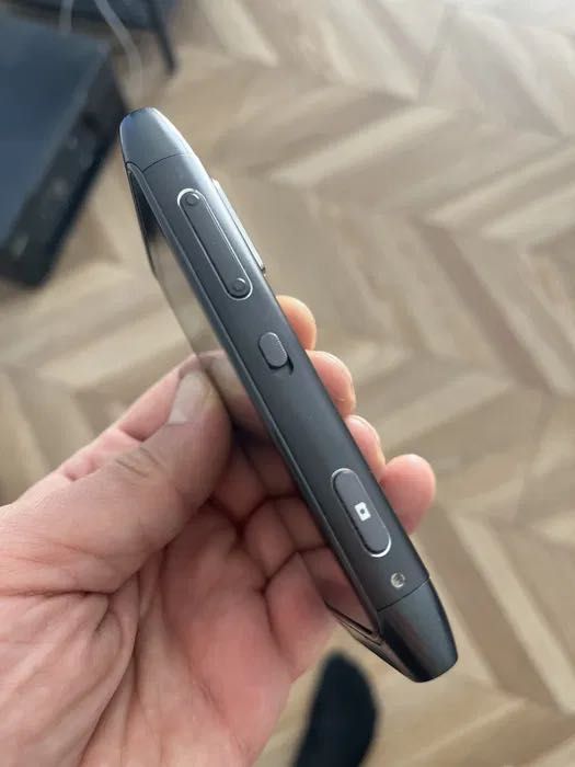 Nokia N8 w super stanie
