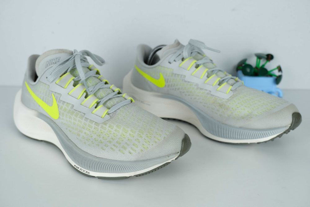 Nike  zoom pegasus 37 damskie buty do biegania  r 38.5
