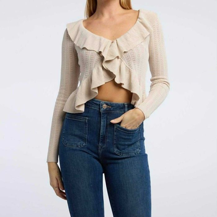 Blusa Bege com Folhos New Yorker