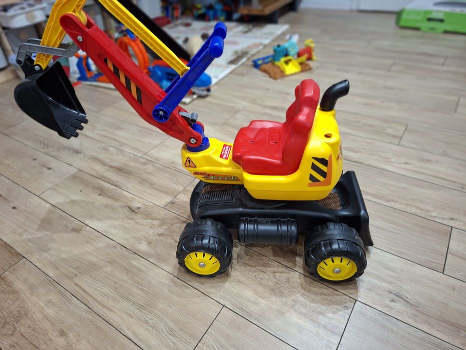 Zabawka jeździk kopara obrotowa dla dziecka  autko  elektryczne