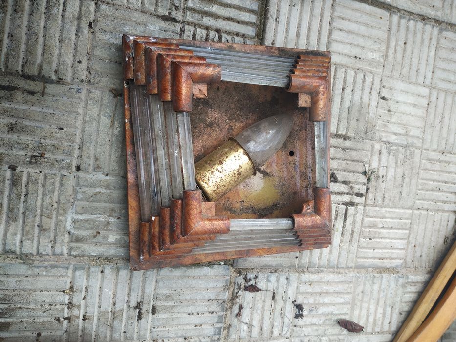 Люстра для стены или комнаты