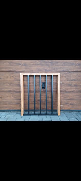 Schody debowe balustrady listwy parapety Stopnie półkowe