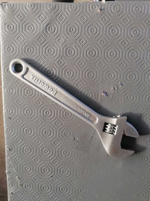 POWERFIX Adjustable Wrench 200 mm435185257305886722