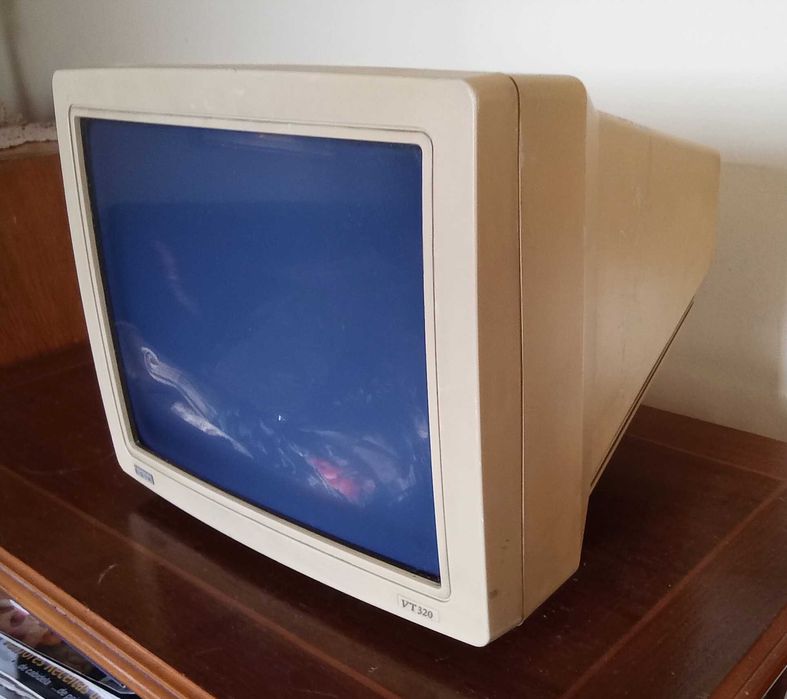 [PC Vintage] Terminal de videotexto DIGITAL VT320 - Ambar