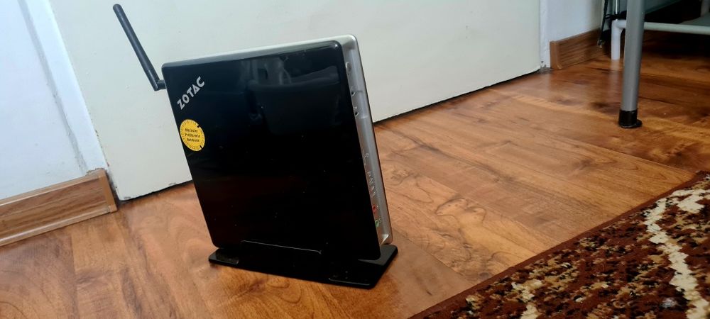 Wydajny MiniPC Zotac Zbox ID83 Intel i3 / 10 GB RAM DDR3 / 240GB SSD Okazja