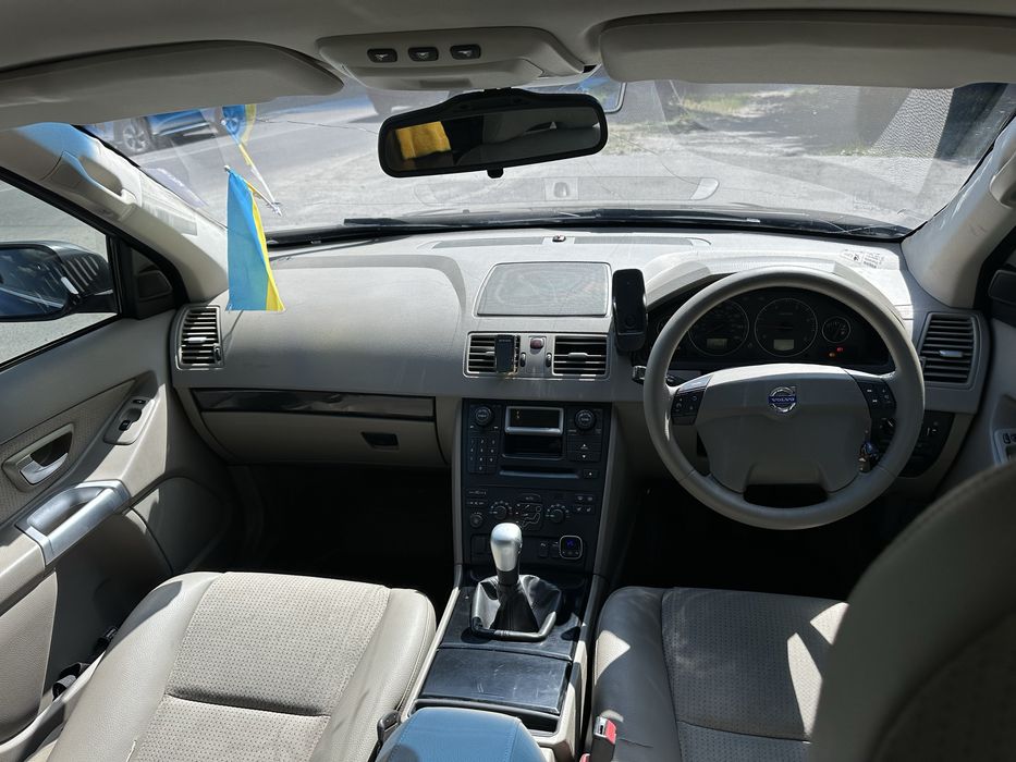 Продам VOLVO XC90