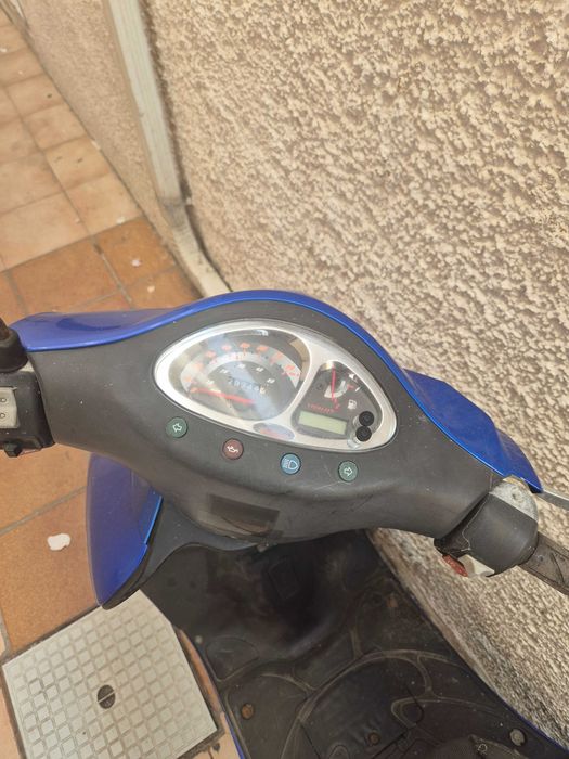 Kymco Vitality 50 – 300 € NEGOCIÁVEIS