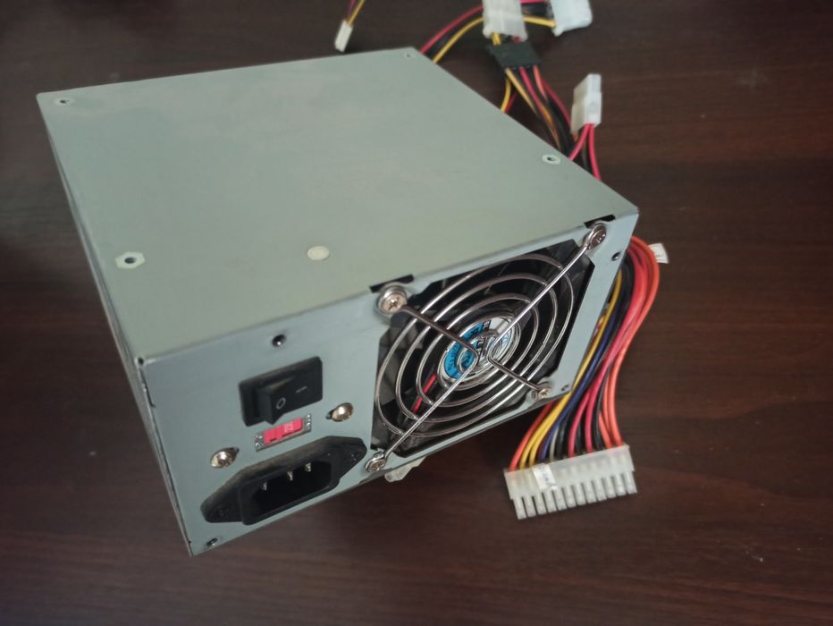 Комплект MSI G31M2-F V1,+ Intel Core2 Duo E8400 3.00GHz.+Zotac gt 240