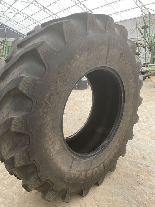 Opona rolnicza 650/85/38