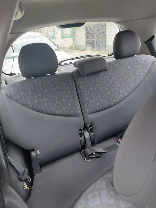 Toyota Yaris 2001 1.0 vvt-i