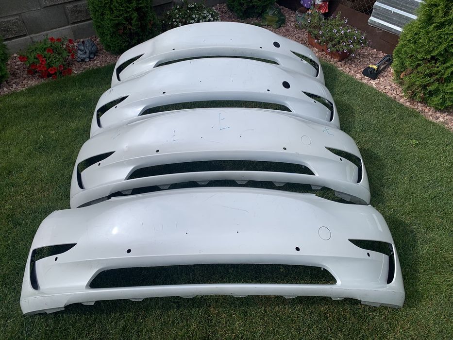 Tesla m3 model 3 Бампер передний оригигал