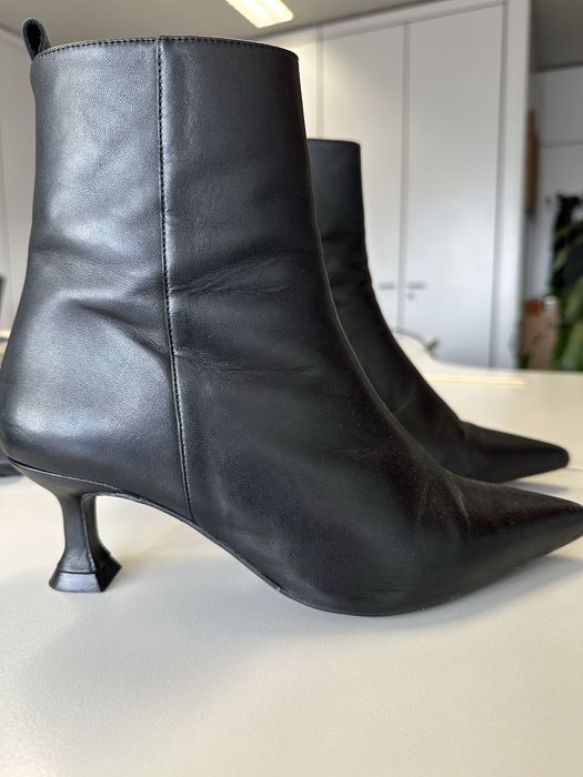 Botins pele preta 39 novos