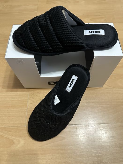 Męskie kapcie DKNY