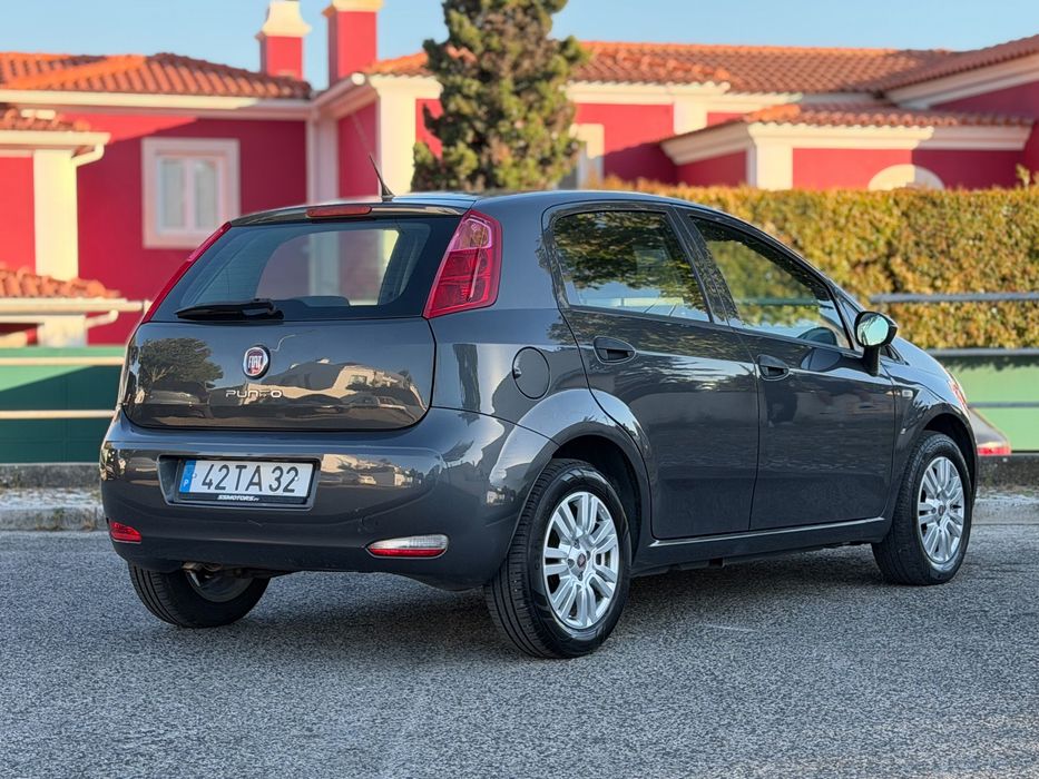 Fiat Punto 1.2 - 130.000km - 2017 - Garantia 18 meses