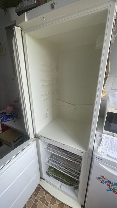 Холодильник Electrolux