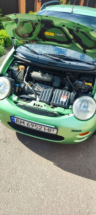 Автомобіль Chery QQ