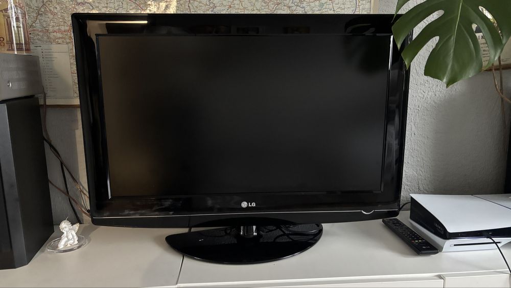 Telewizor 32’ LCD LG