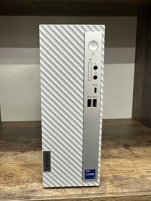 Komputer Lenovo IdeaCentre 3 07IRB8 I7-13700/16GB/512GB/WIN 11 PRO stan bdb gwarancja