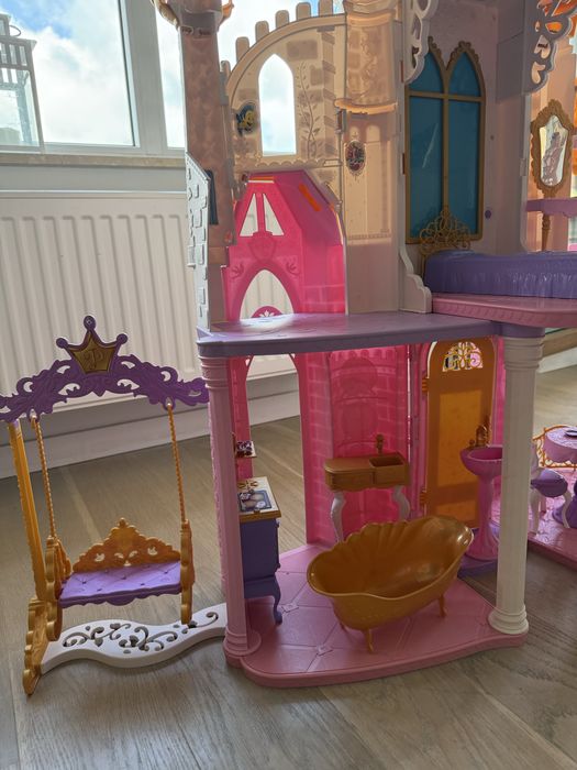 Disney Princess domek dla lalek / zamek