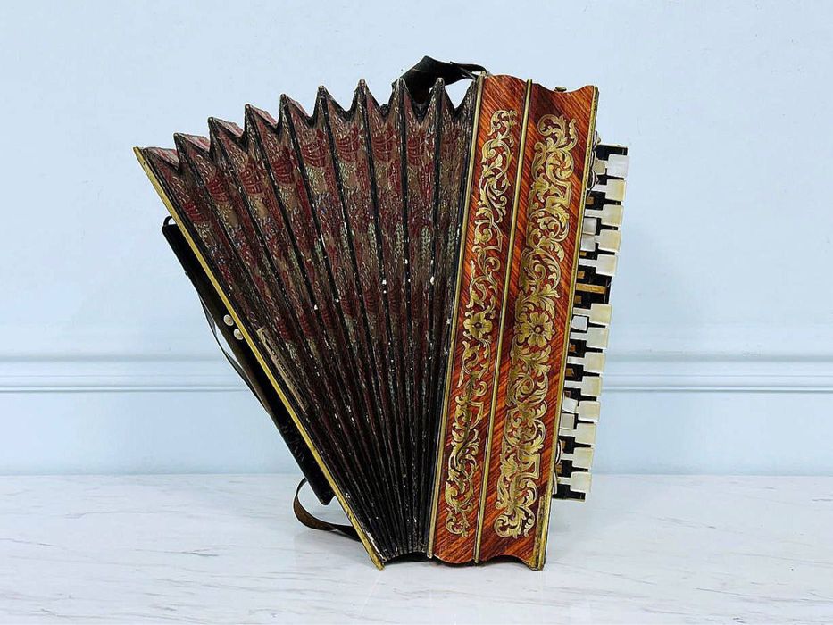 Антикварний акордеон Flutina J. Delmotte
