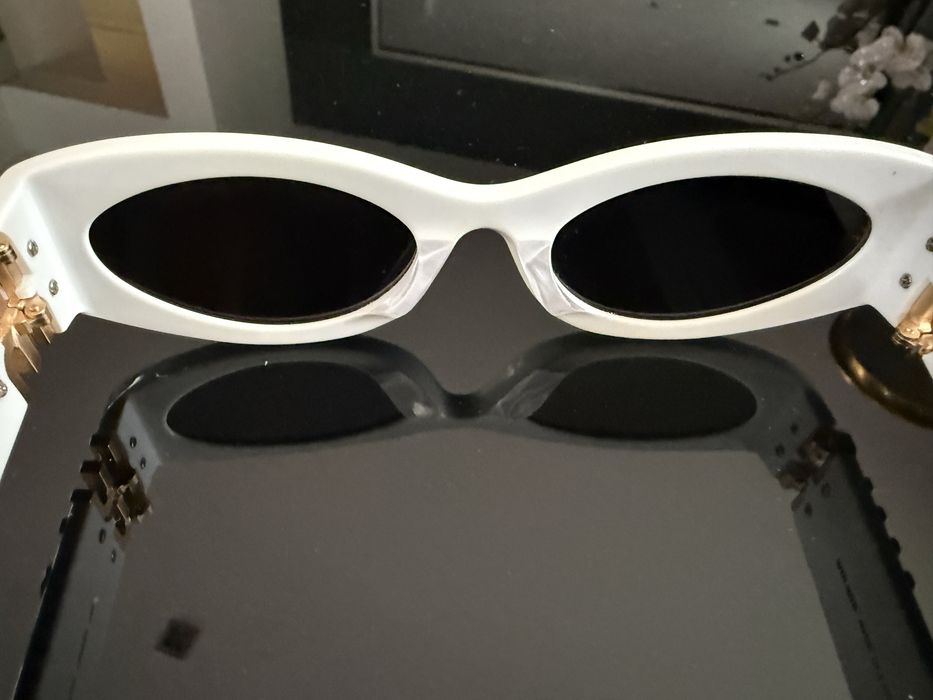 Oculos de sol originais Miu Miu