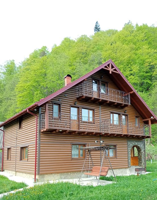 Відпочинок в Карпатах Яремче TaVa House  Чан.