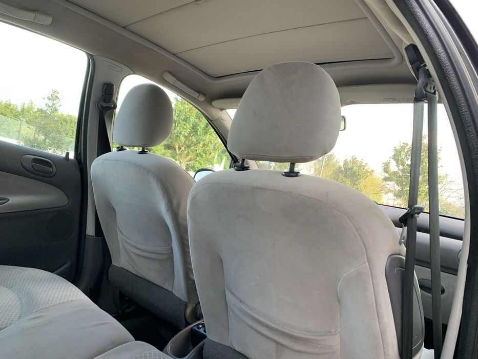 Peugeot 206 //143mil kms //AC digital // teto panorâmico -Impecável