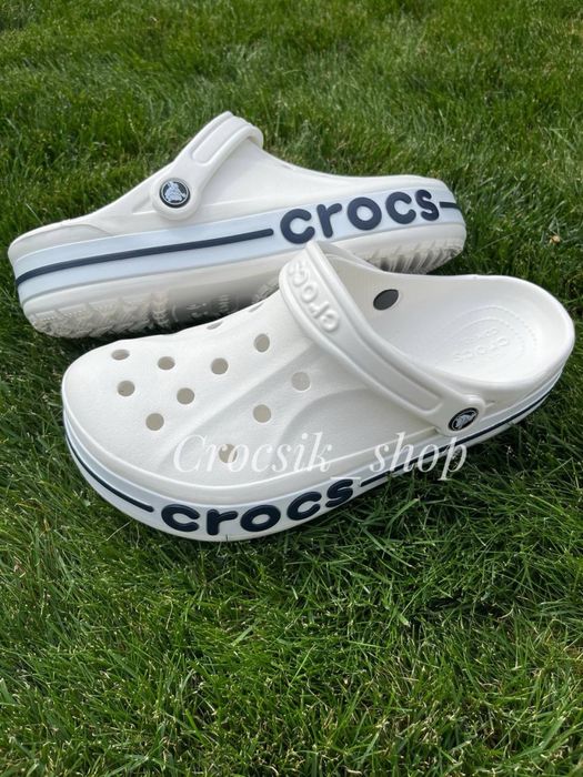 Стильні жіночі крокси crocs bayaband