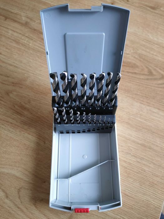 Bosch nowy zestaw 19 wierteł HSS do metalu Pudełko 1-10mm markowe