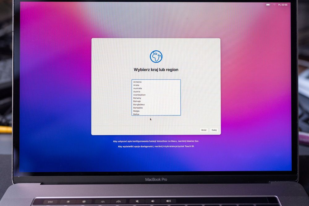 Apple MacBook Pro 15" A1707 Intel i7 | 16 GB | 256 GB | RETINA