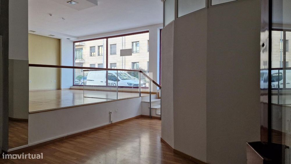 Loja – Boa Luminosidade