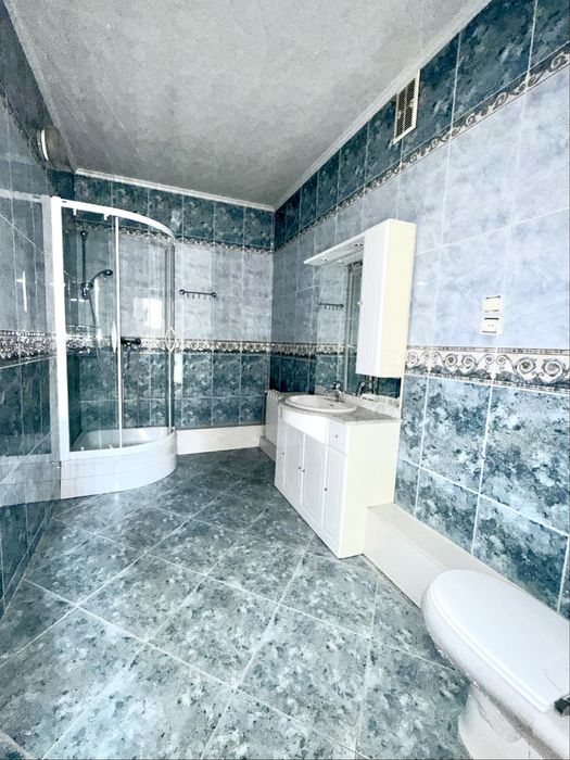 Продається будинок в космічному мк-ні