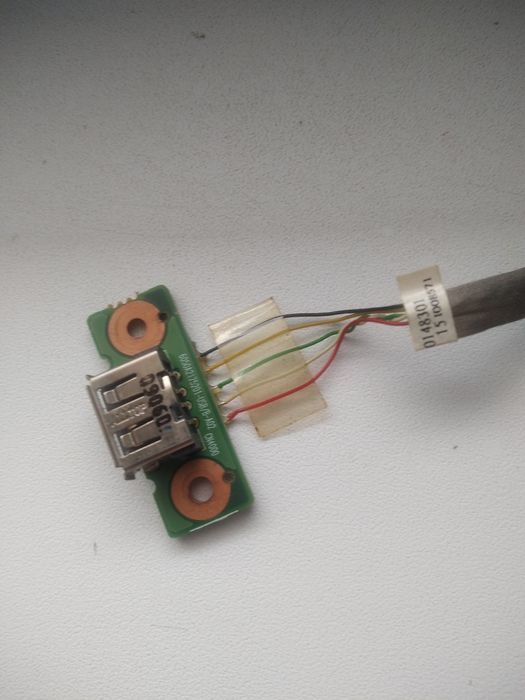 Sprawny moduł gniazda usb Toshiba satellite l 300