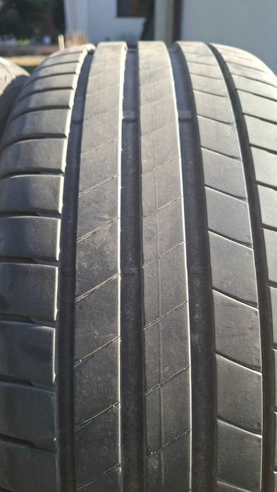 Opony 245/45 R19