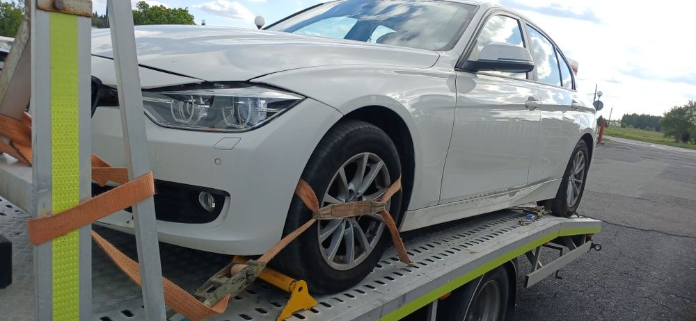 Autolaweta laweta transport pojazdów, maszyn