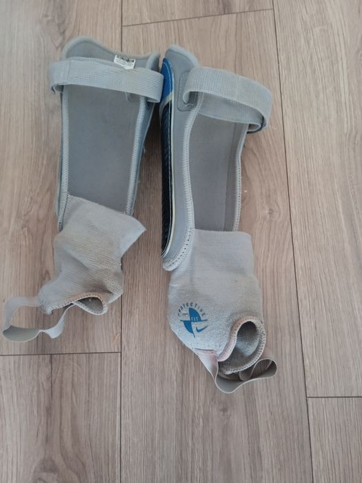 Ochraniacze na piszczele i kostki Nike