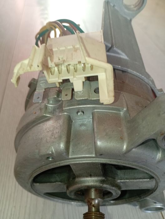 Электродвигатель  оригинальный Nidec Sole Motor (Zanussi Lindo).