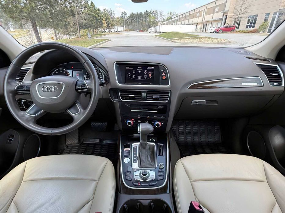 Audi Q5 quattro Premium Plus      2014
