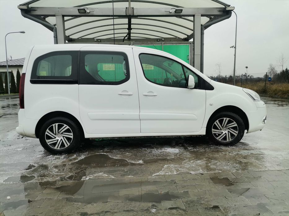 Sprzedam Berlingo 1.6 hdi 2015 rok