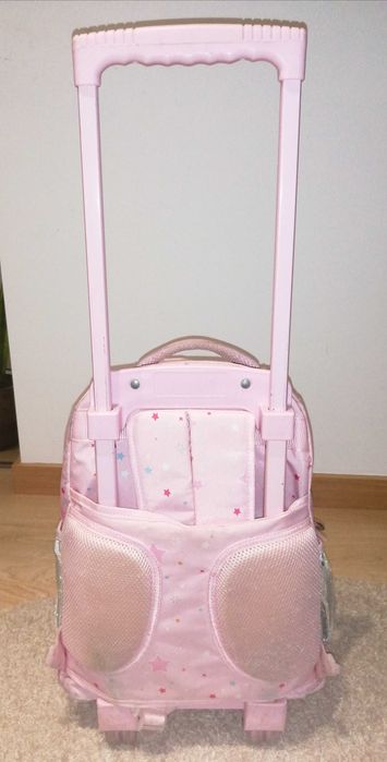 Mochila escolar menina