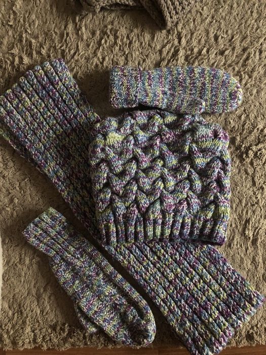 Шапка , шарф