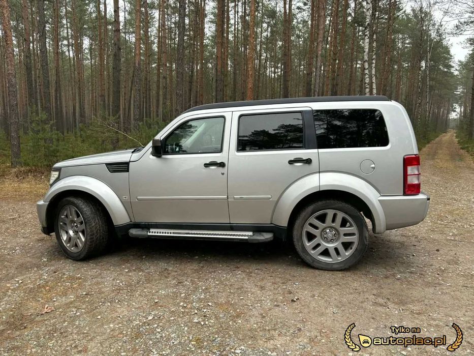 Dodge Nitro 2.8 model srt ,4x4,bezwypadkowy,europa,zadbany