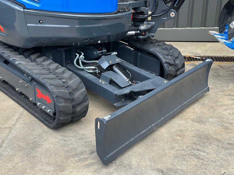 Mini Escavadora RIPPA R32 PRO