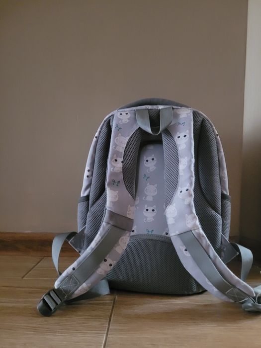 Plecak z kotkami dla dziewczynki