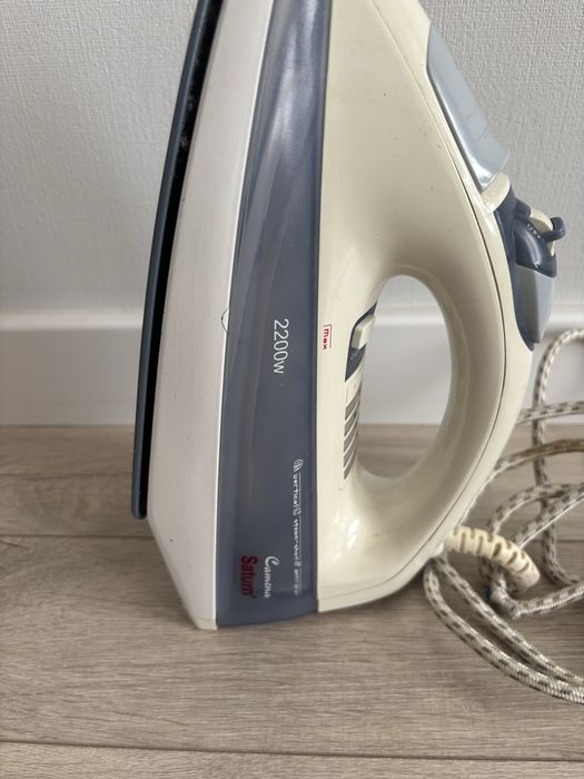 Праска Saturn 2200
