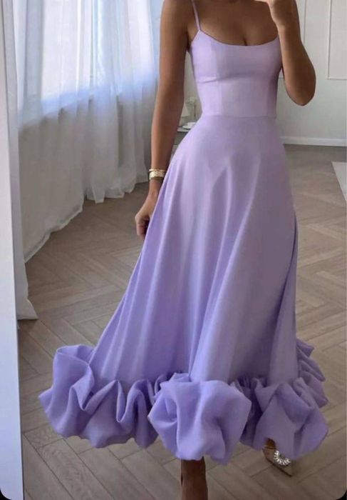 Сукня лавандова атласна