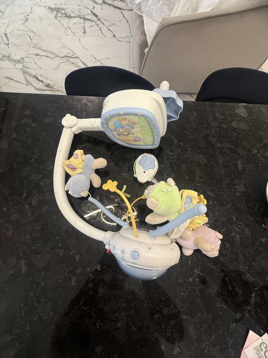 Fisher price мобіль для новонароджених