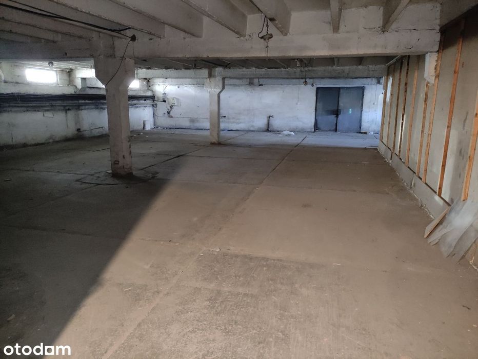 Magazyn 820m2  przy ul. Karkowskiej